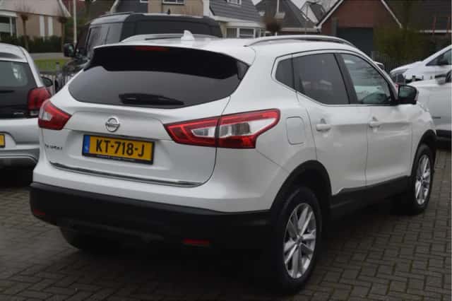 Nissan Qashqai (2016) thumbnail 5