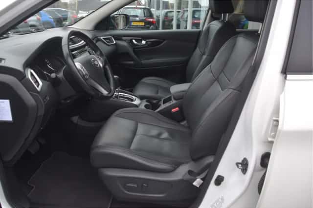 Nissan Qashqai (2016) thumbnail 6