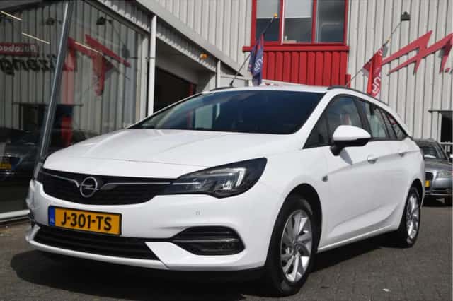 Opel Astra (2020) thumbnail 2
