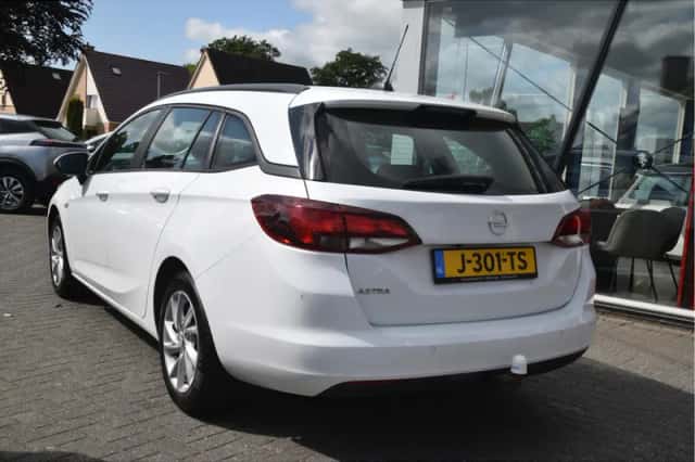 Opel Astra (2020) thumbnail 5