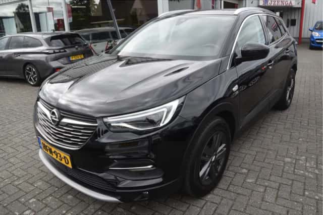 Opel Grandland (2019) thumbnail 4