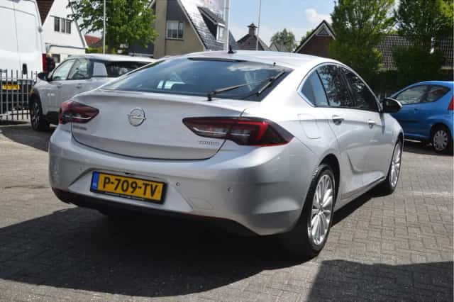 Opel Insignia (2019) thumbnail 4