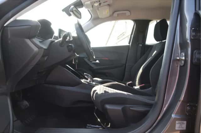 Peugeot 2008 (2008) thumbnail 6