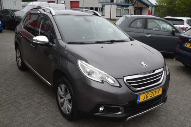 Peugeot 2008 (2008) thumbnail 3