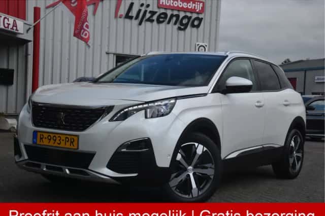 Peugeot 3008 (2018) thumbnail 1