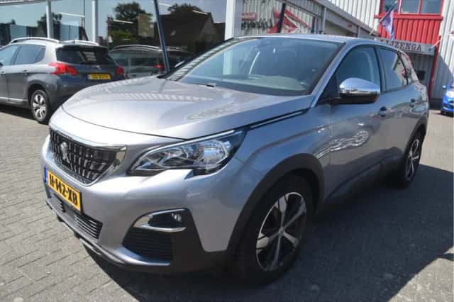 Peugeot 3008 (2017) thumbnail 2