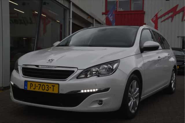Peugeot 308 (2017) thumbnail 2