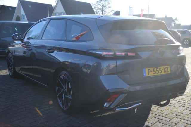 Peugeot 308 (2022) thumbnail 5