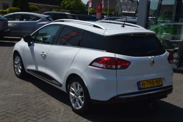 Renault Clio (2020) thumbnail 5