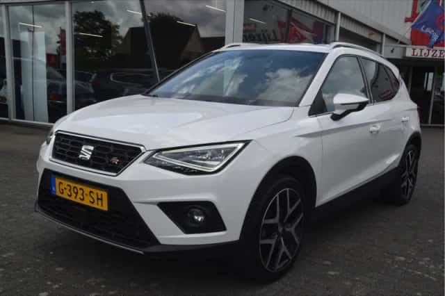 SEAT Arona (2019) thumbnail 2