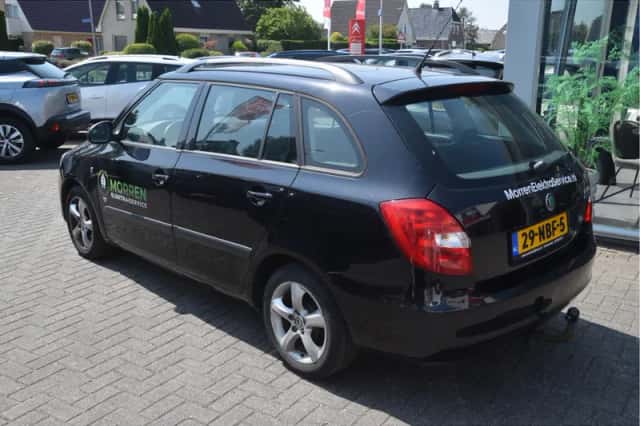 Škoda Fabia (2010) thumbnail 5