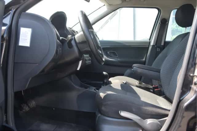 Škoda Fabia (2010) thumbnail 6