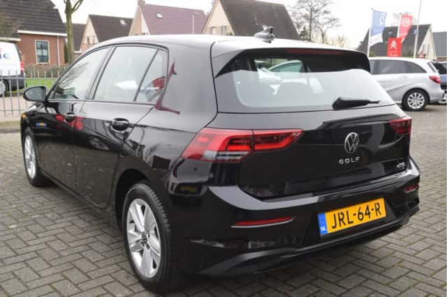 Volkswagen Golf (2020) thumbnail 5