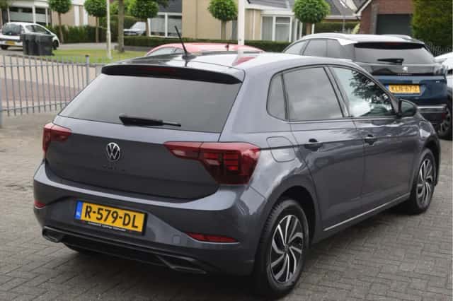Volkswagen Polo (2022) thumbnail 5