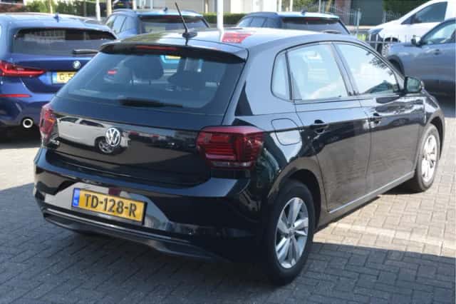 Volkswagen Polo (2018) thumbnail 4
