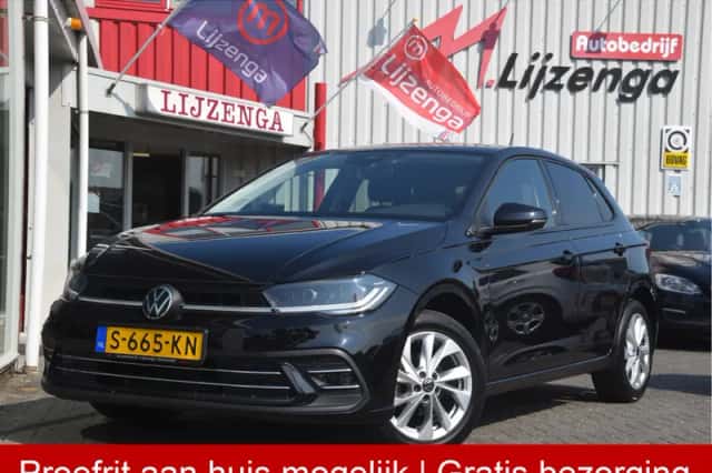 Volkswagen Polo (2011) thumbnail 1