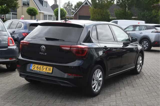 Volkswagen Polo (2021) thumbnail 4