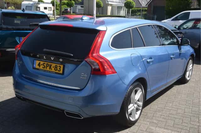 Volvo V60 (2013) thumbnail 5