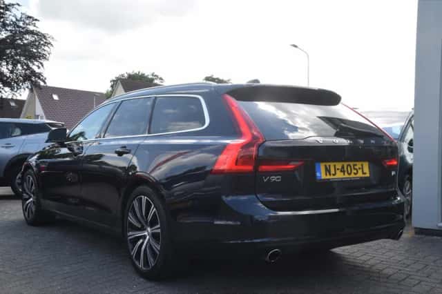 Volvo V90 (2017) thumbnail 5