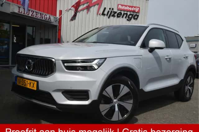 Volvo XC40 (2021) thumbnail 1