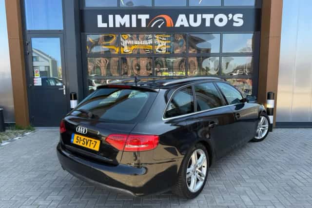 Audi A4 (2012) thumbnail 2
