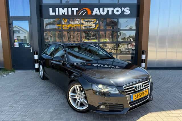 Audi A4 (2012) thumbnail 4