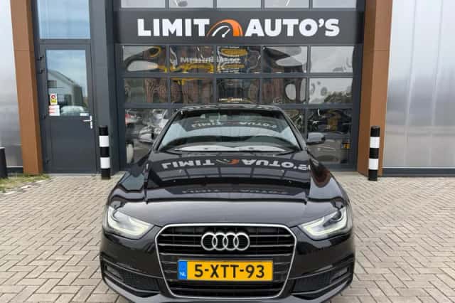 Audi A4 (2015) thumbnail 6