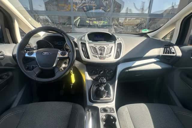 Ford C-Max (2013) thumbnail 3