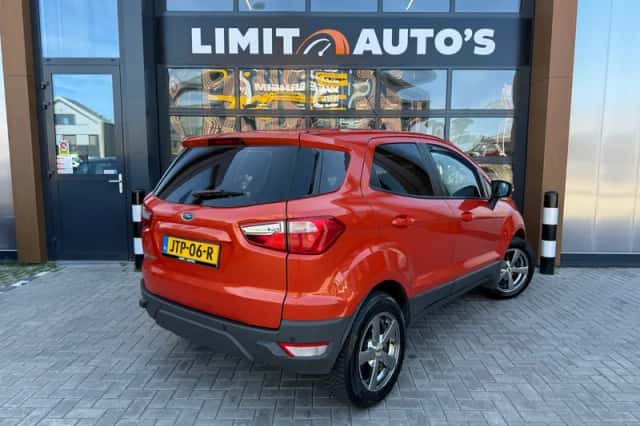 Ford EcoSport (2016) thumbnail 2