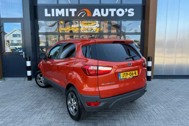 Ford EcoSport (2016) thumbnail 5