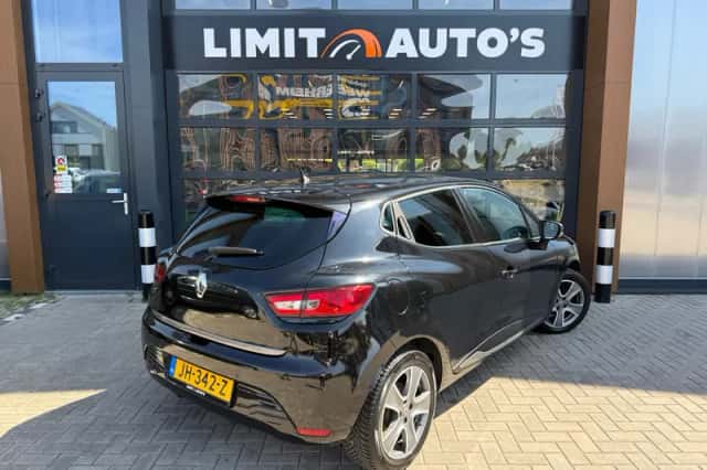 Renault Clio (2016) thumbnail 2