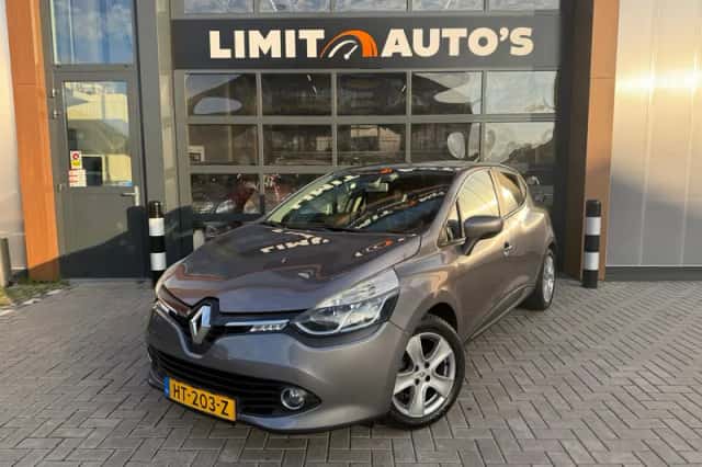 Renault Clio (2015) thumbnail 1