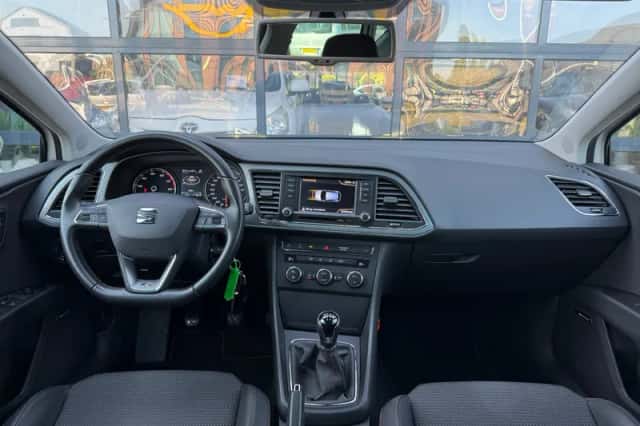 SEAT Leon (2013) thumbnail 3