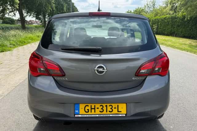Opel Corsa (2015) thumbnail 4