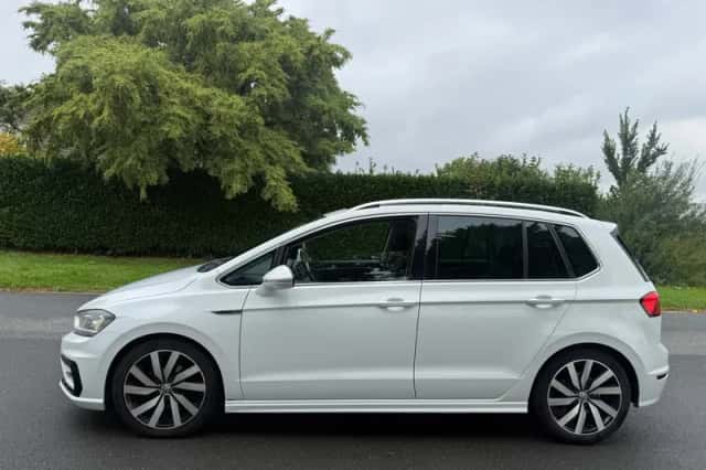 Volkswagen Golf Sportsvan (2017) thumbnail 3