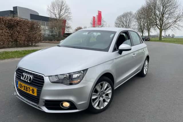 Audi A1 (2012) thumbnail 1