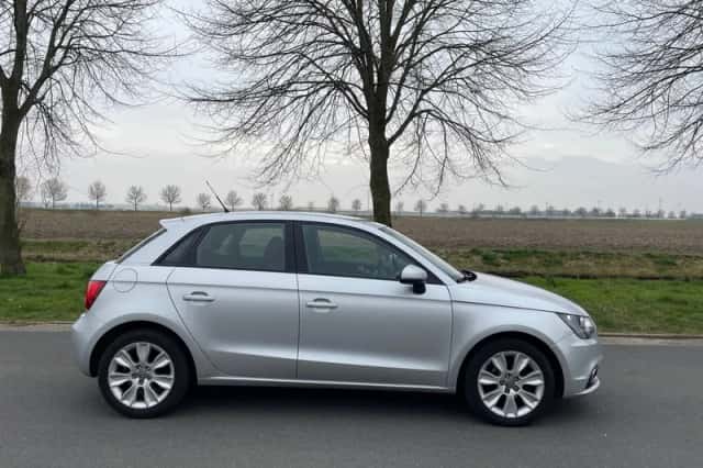 Audi A1 (2012) thumbnail 6