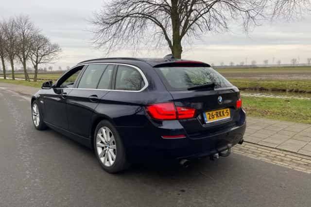 BMW 5-Serie (2011) thumbnail 3