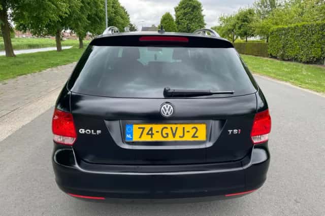 Volkswagen Golf (2008) thumbnail 4