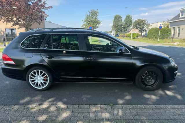 Volkswagen Golf (2008) thumbnail 6