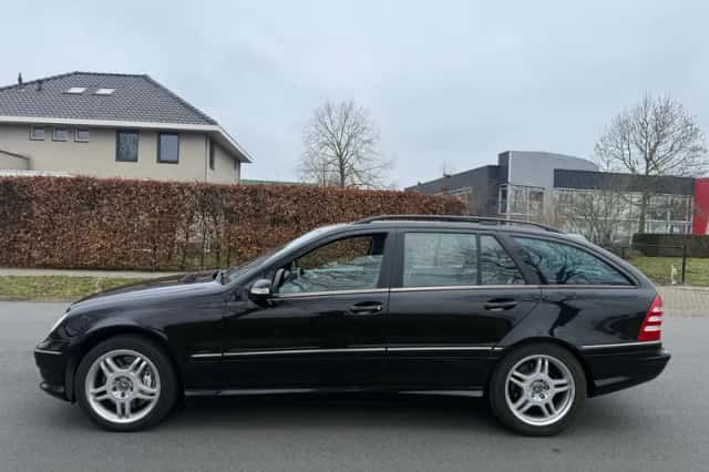 Mercedes-Benz C-Klasse (2002) thumbnail 2