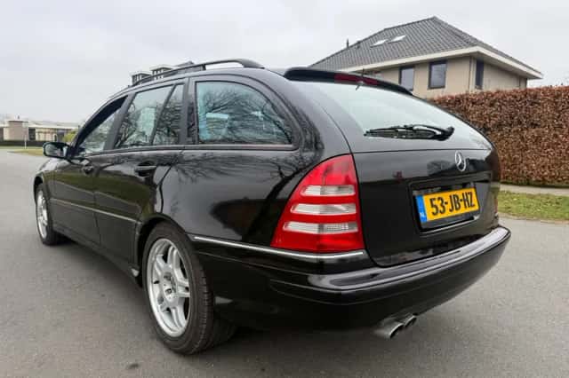 Mercedes-Benz C-Klasse (2002) thumbnail 3