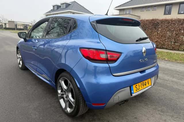 Renault Clio (2013) thumbnail 3