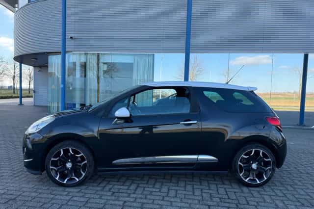Citroën DS3 (2010) thumbnail 2