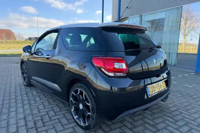 Citroën DS3 (2010) thumbnail 3