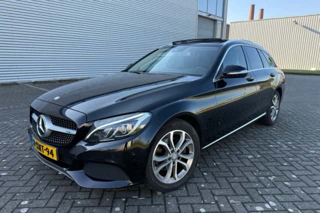 Mercedes-Benz C-Klasse (2014) thumbnail 1