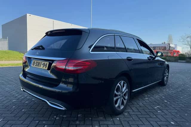 Mercedes-Benz C-Klasse (2014) thumbnail 5