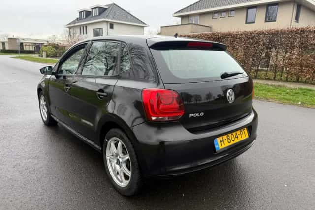 Volkswagen Polo (2012) thumbnail 3