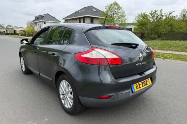 Renault Mégane (2013) thumbnail 3