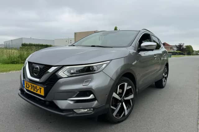 Nissan Qashqai (2018) thumbnail 1